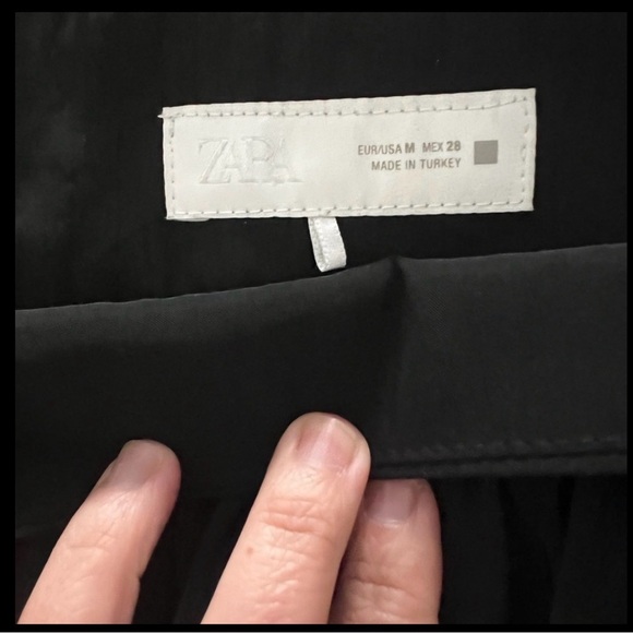 Zara Black Skater Skirt - Picture 5 of 7